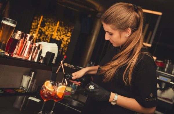 bartending jobs for traveler