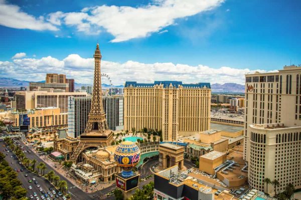 Paris Hotel and the Eiffel Tower - Las Vegas Attractions