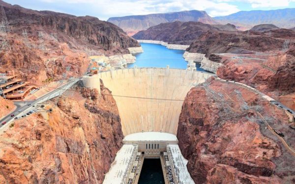 Hoover Dam Drive - Las Vegas Attractions