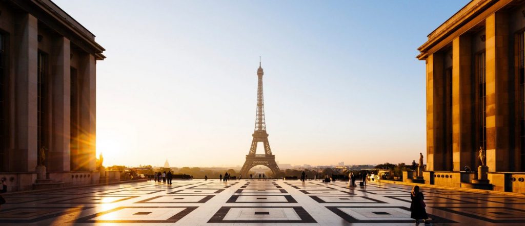 Paris Eiffel Tower - Beautiful Tourist attractions