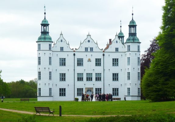 Schloss Ahrensburg Mai 2015b - HiideeMedia