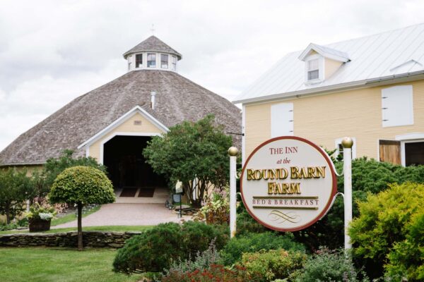 Round Barn Farm Vermont wedding venues