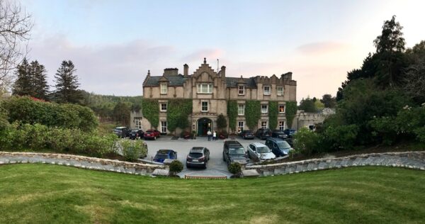 Ballynahinch Castle